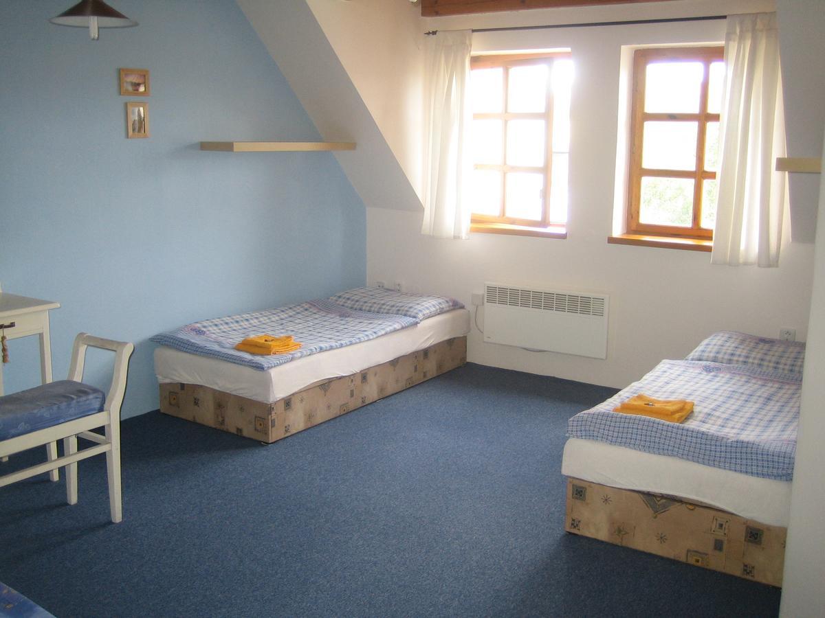 Penzion Patak Kamyk nad Vltavou Extérieur photo
